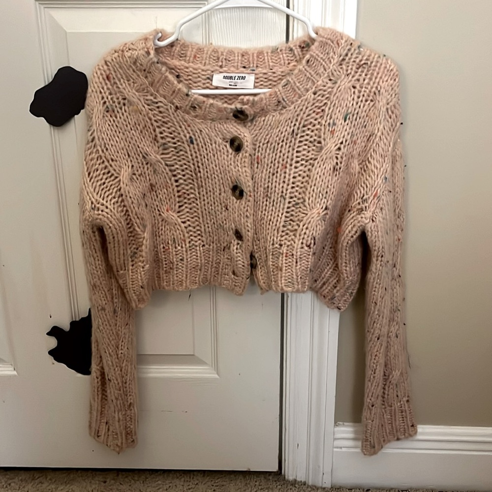 double zero cropped pink sweater